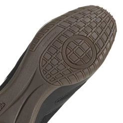 Scarpe Da Interno Adidas Predator Edge.4 IN Sala Boots -Negozio Di Attrezzature Per Il Calcio adidas gx0024 9 footwear photography detail view 2 white 000