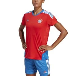 ADIDAS Camicia Da Allenamento Da Donna Bayern Munich Condivo 2022/23 -Negozio Di Attrezzature Per Il Calcio adidas hu1267 5 apparel on model front view white