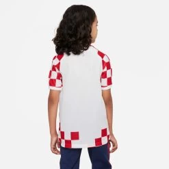 Nike Maglia Home Dei Mondiali 2022 Per Bambini Croatie 12 Nike Maglia Home Dei Mondiali 2022 Per Bambini Croatie -Negozio Di Attrezzature Per Il Calcio dn0828 100 phsbm001
